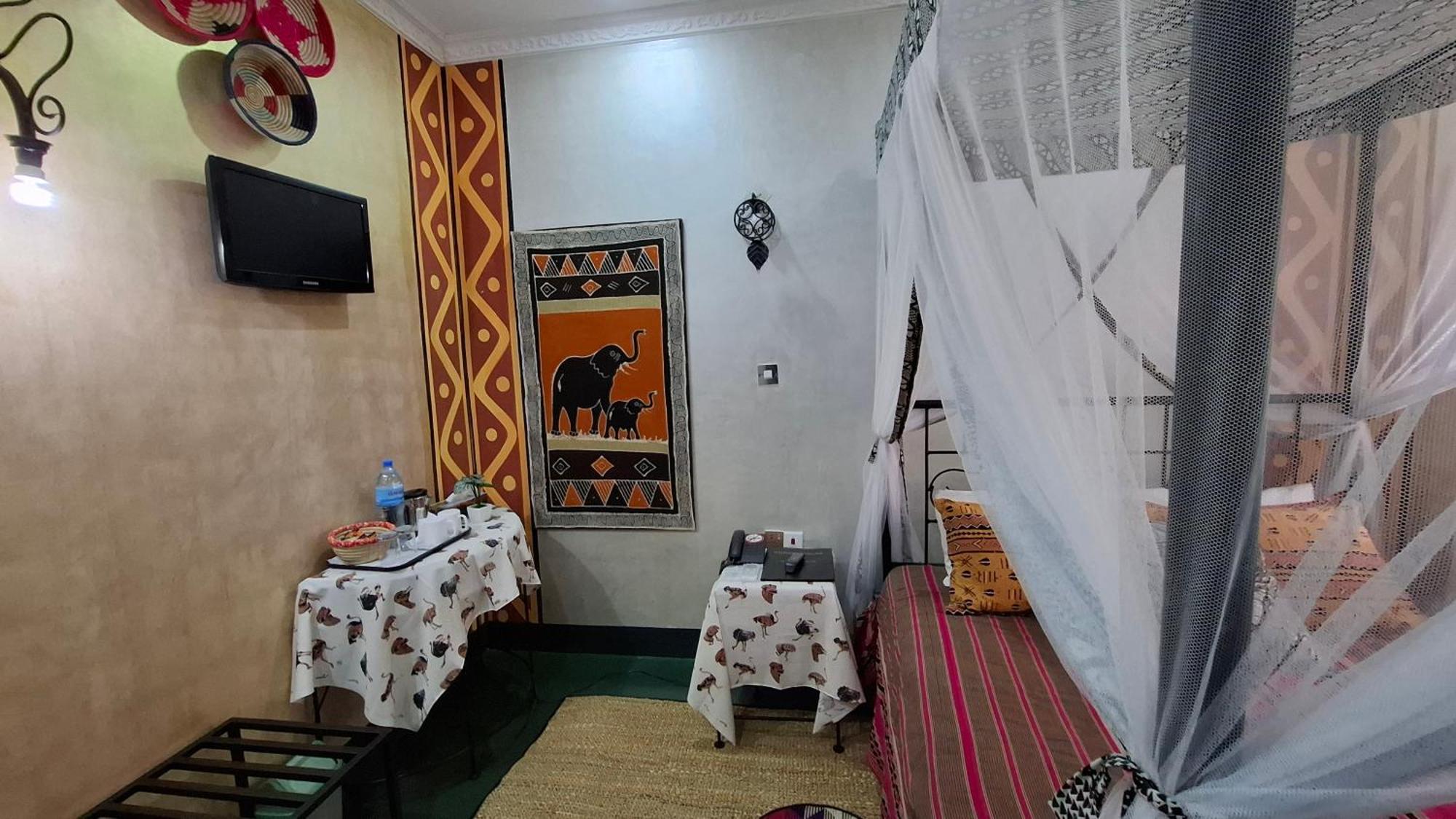 Korona House Hotel Arusha Buitenkant foto