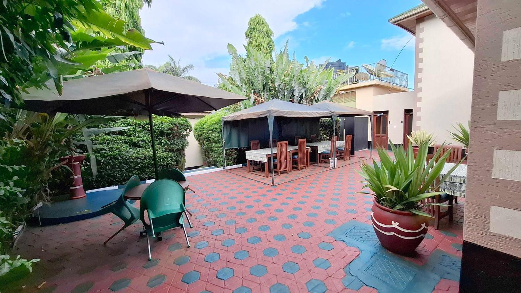 Korona House Hotel Arusha Buitenkant foto